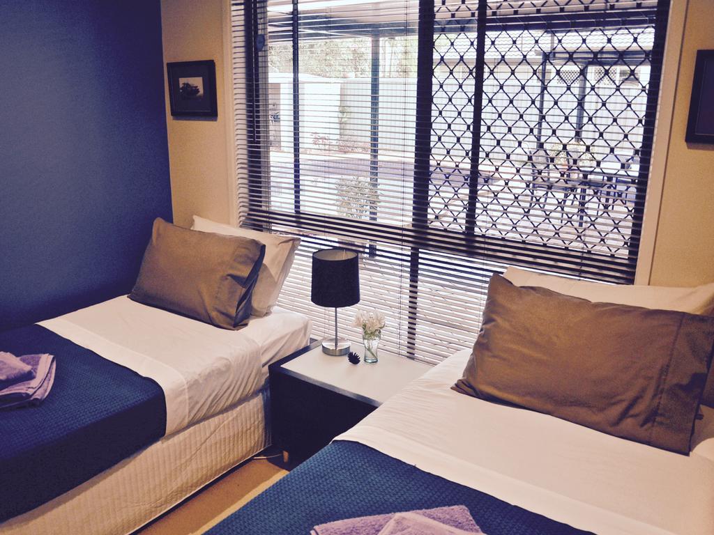 Tl Warmest Homestay Гоулд Коуст Екстериор снимка