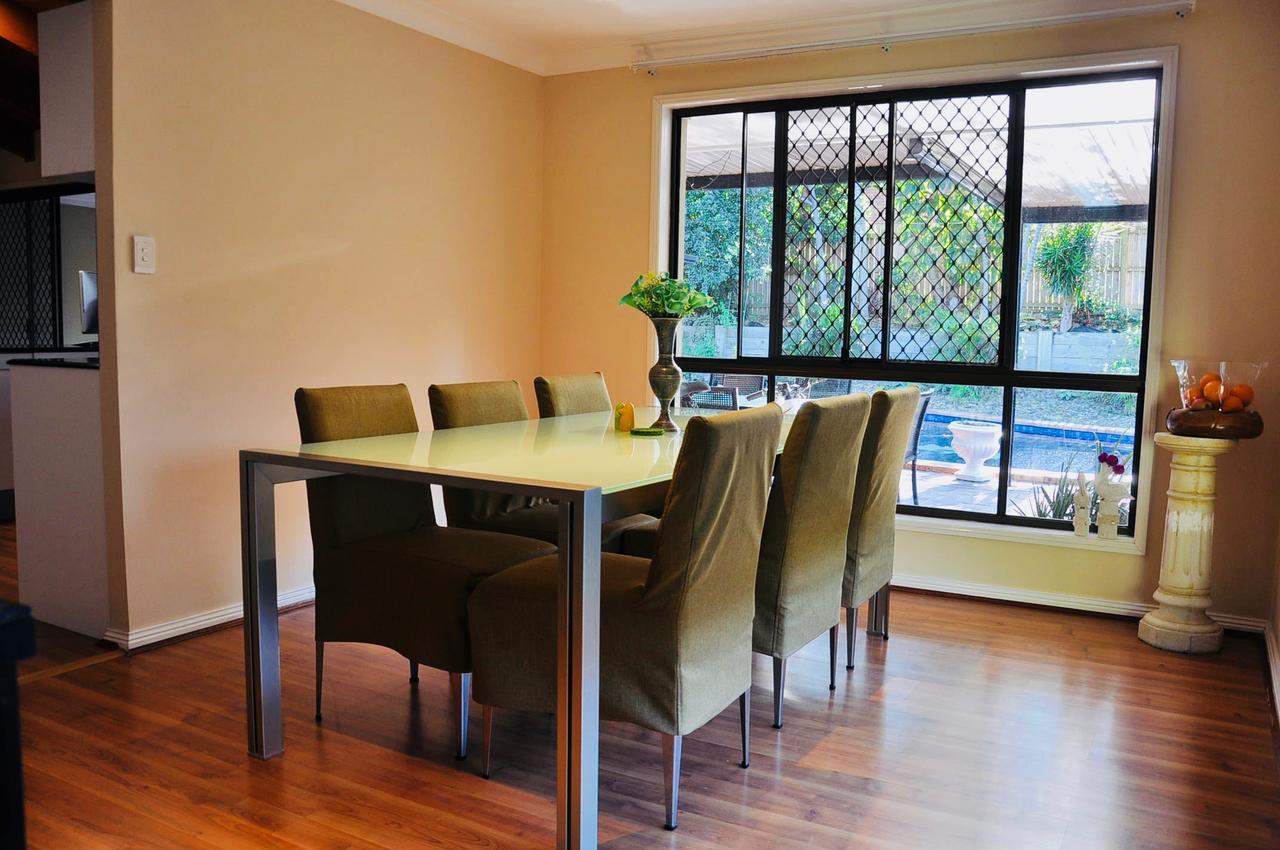 Tl Warmest Homestay Гоулд Коуст Екстериор снимка