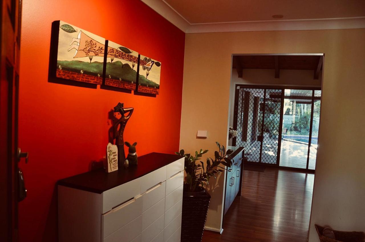Tl Warmest Homestay Гоулд Коуст Екстериор снимка
